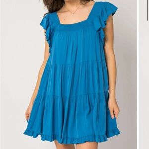 GILLI Women’s Ruffle Sleeves Square Neckline Tiered Mini Dress Size Medium